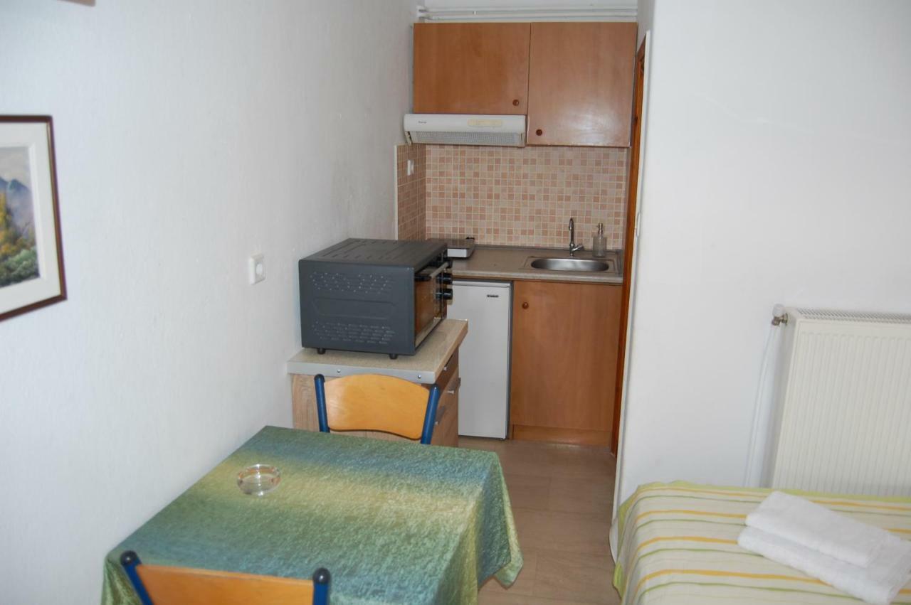 Guesthouse Zografia Vrasná Exteriér fotografie
