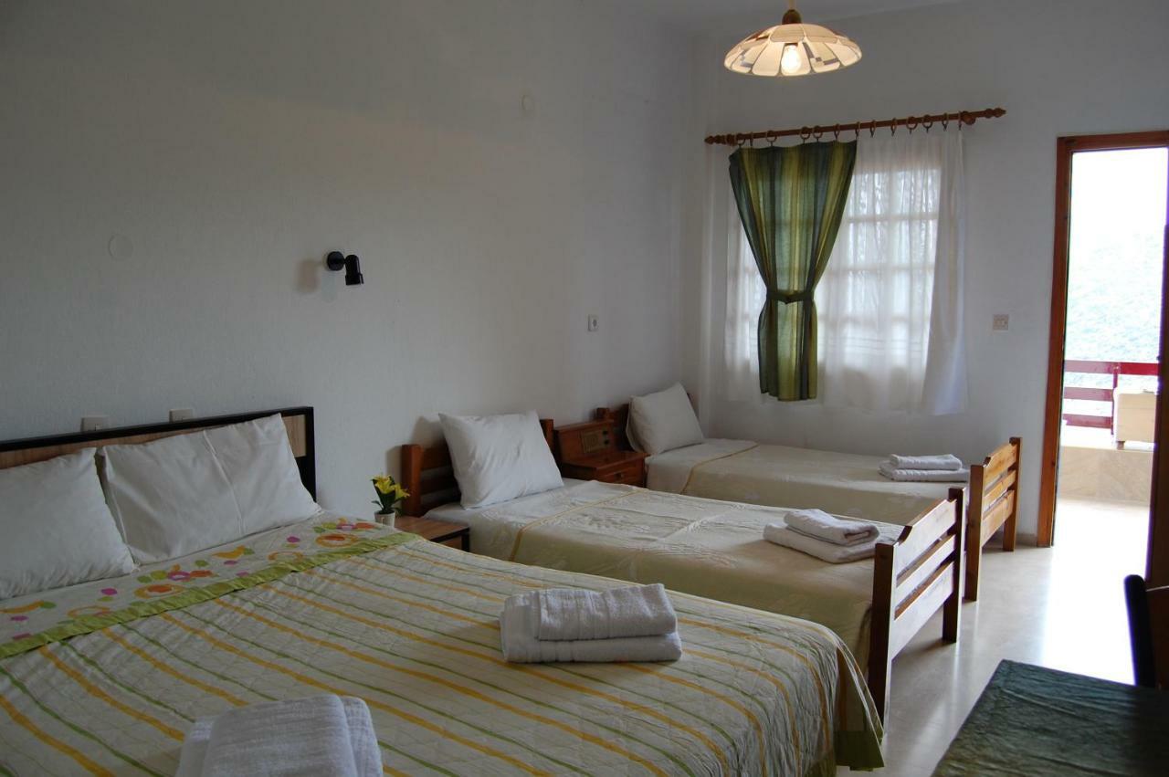 Guesthouse Zografia Vrasná Exteriér fotografie