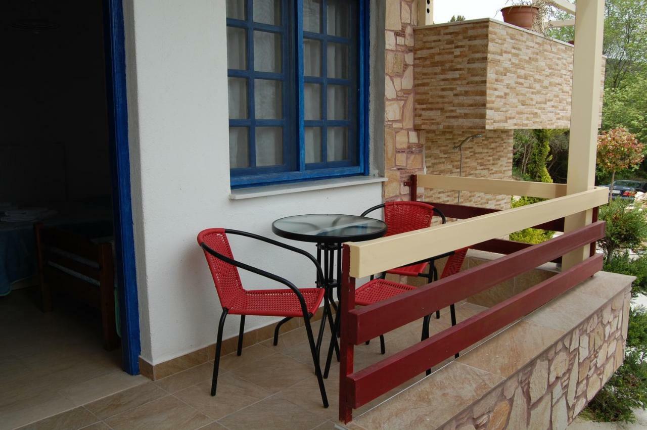 Guesthouse Zografia Vrasná Exteriér fotografie