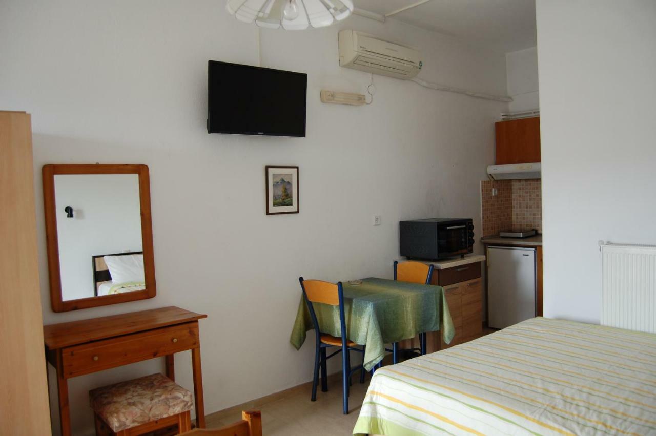 Guesthouse Zografia Vrasná Exteriér fotografie
